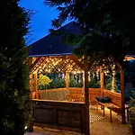 Lejlighed Neon Balaton, Large Botanical Garden, Bicycles, Pet&family Friendly, Outside Kitchen, Csopak