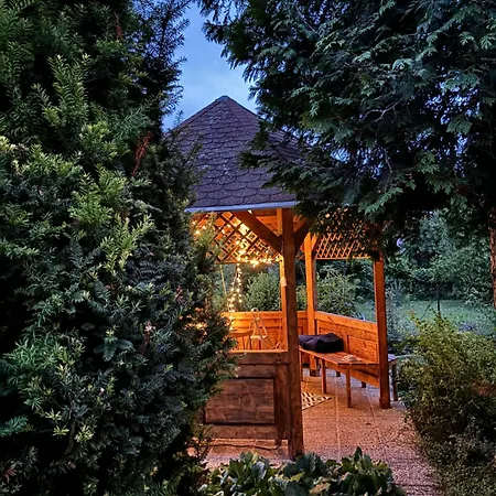 Neon Balaton, Large Botanical Garden, Bicycles, Pet&family Friendly, Outside Kitchen, * Csopak