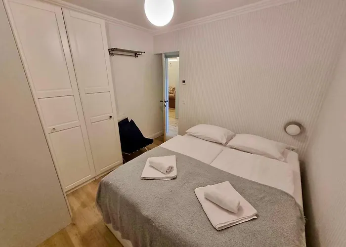 Neon Balaton, Large Botanical Garden, Bicycles, Pet&family Friendly, Outside Kitchen, * Чопак